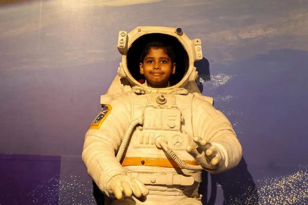 Exploring Science Beyond the Classroom 9